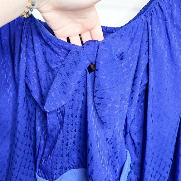 NWT Express Royal Blue Jacquard Tie Front Long Sleeve Bodysuit Size Large - Picture 5 of 16